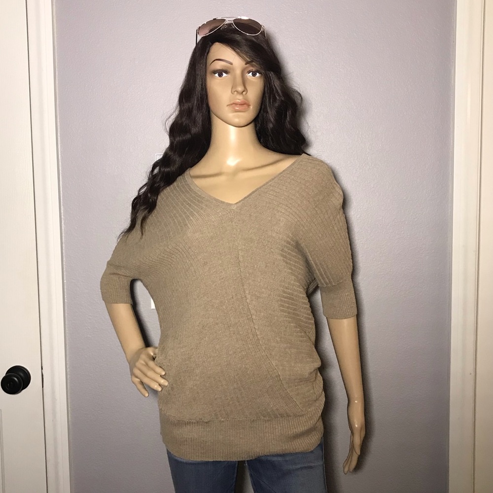 Cute August silk sweater